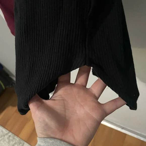 U2B Dresses - Picture 3 of 3